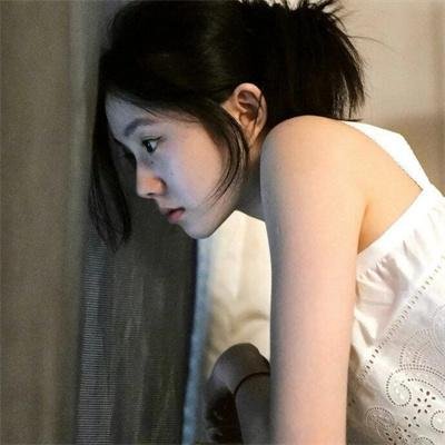 桃脸泪痕